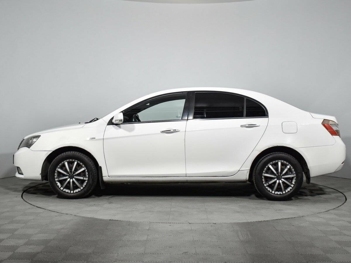 Geely Emgrand EC7, 2013 Фото №8