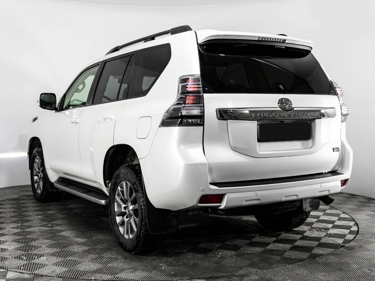 Toyota Land Cruiser Prado 150 Series Рестайлинг 1, 2016 Фото №7