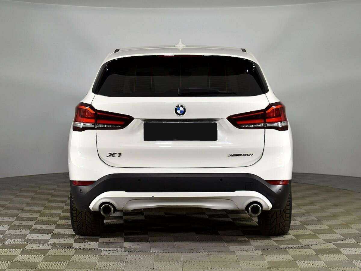 BMW X1 20i xDrive, 2020 Фото №4