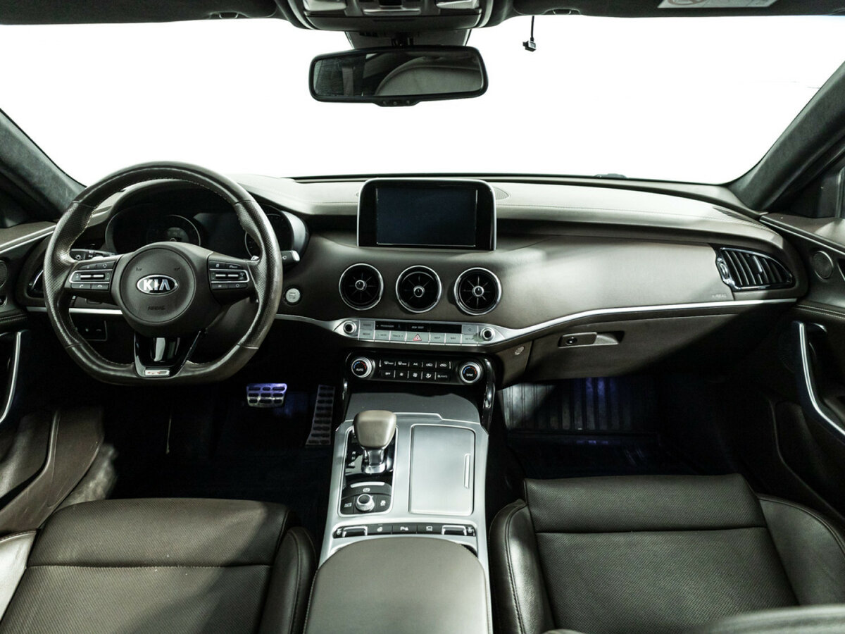 Kia Stinger I, 2018 Фото №13