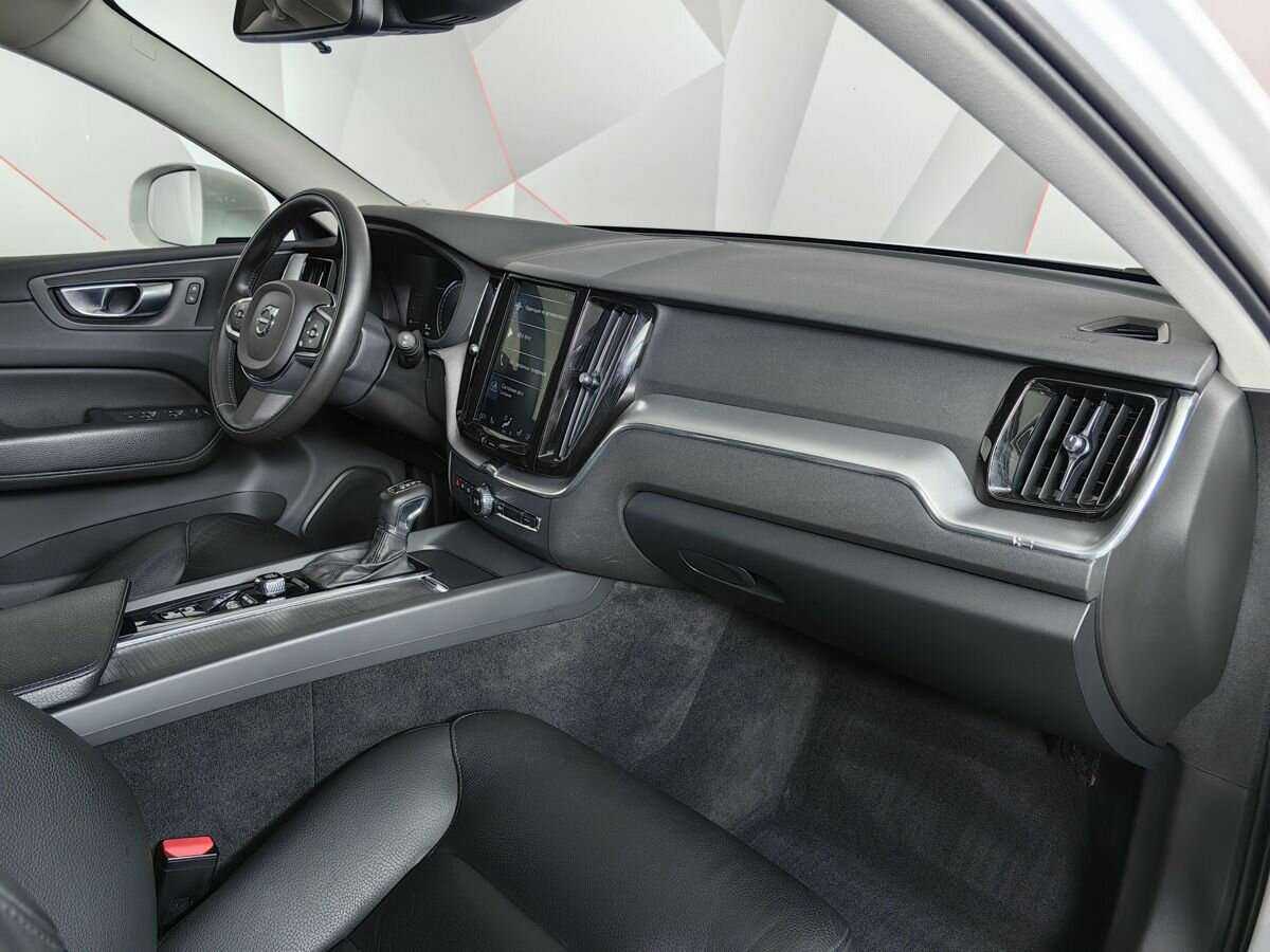 Volvo XC60, 2019 Фото №9