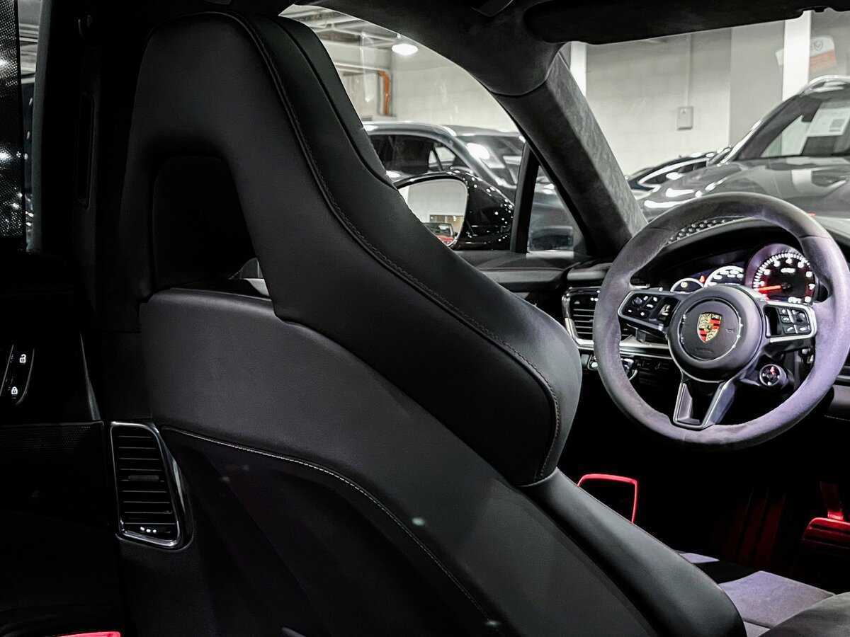 Porsche Panamera GTS, 2020 Фото №16