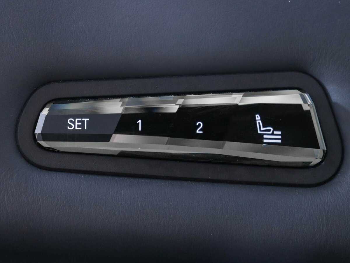 BMW iX xDrive50, 2022 Фото №20