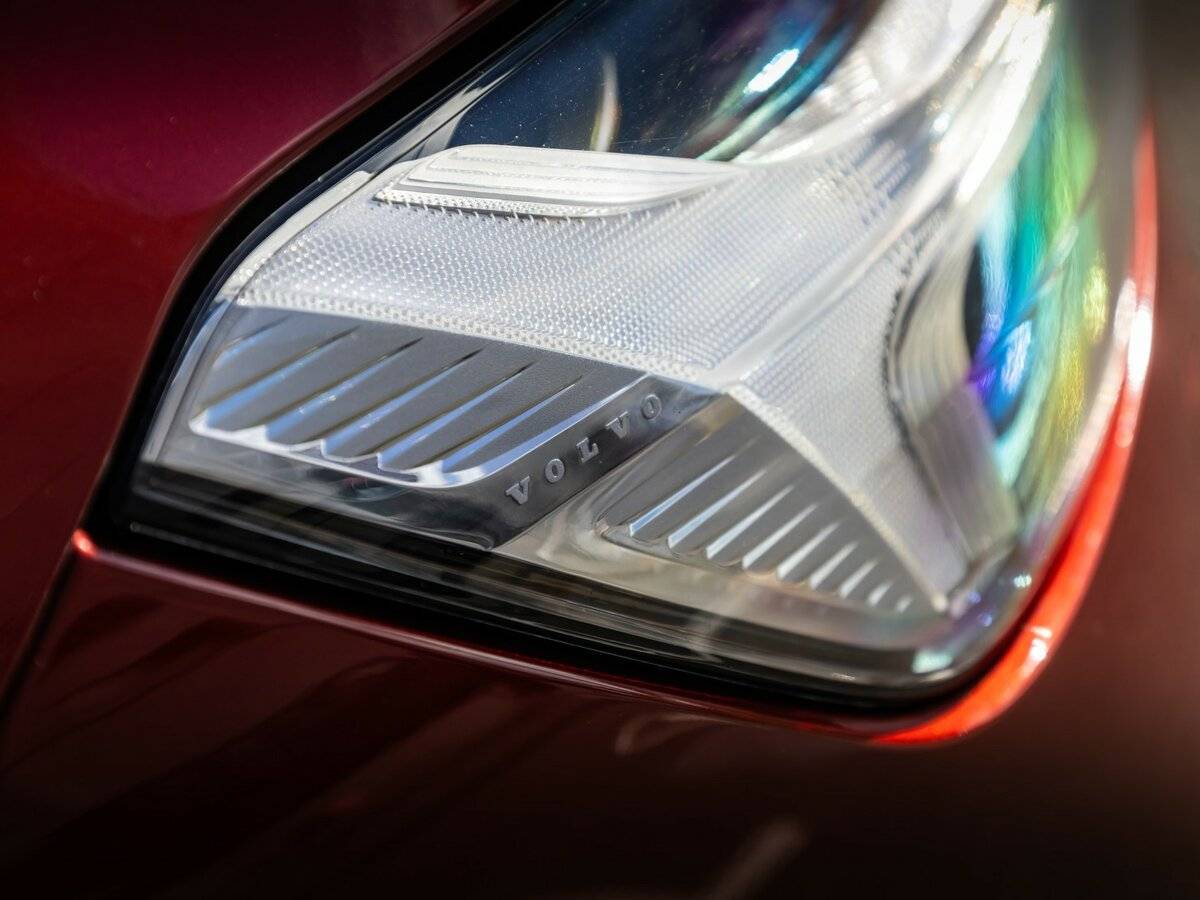 Volvo XC60, 2021 Фото №4