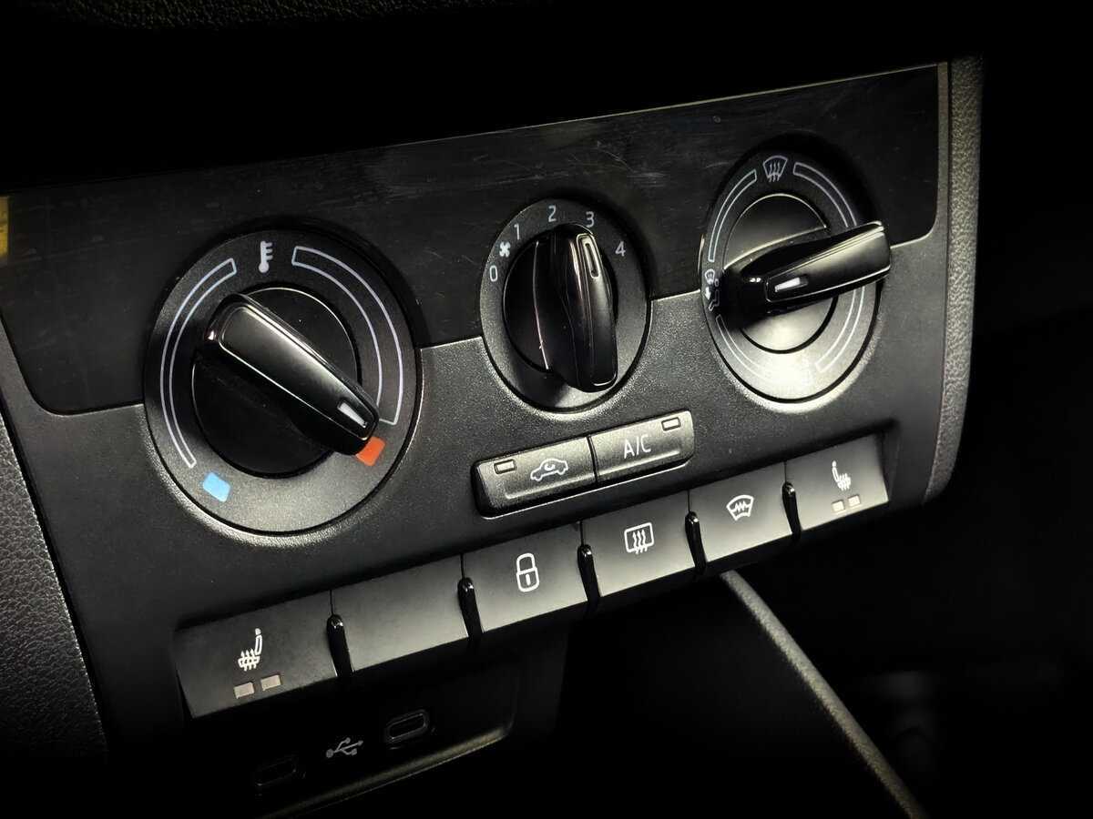 Skoda Rapid, 2020 Фото №24