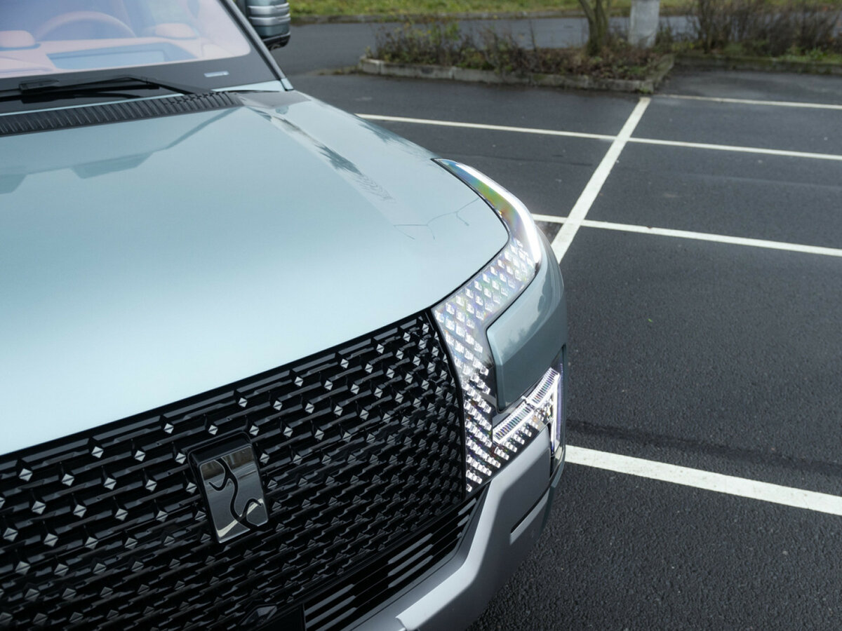BYD Yangwang U8, 2023 Фото №4