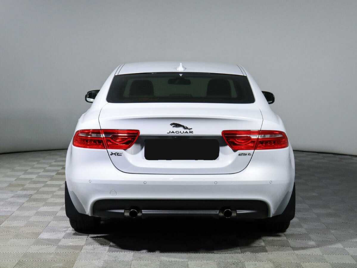 Jaguar XE, 2015 Фото №5
