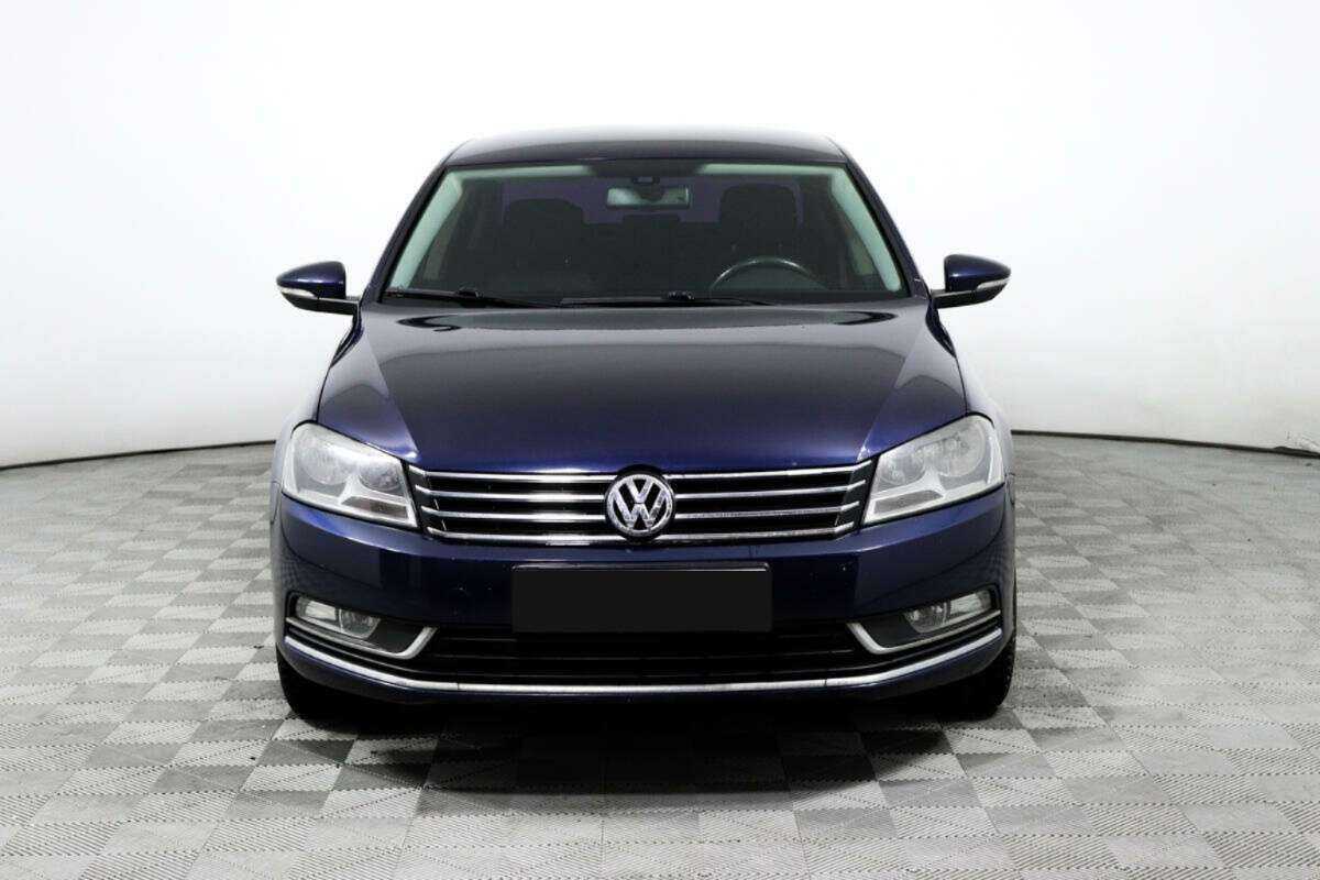 Volkswagen Passat, 2011 Фото №2