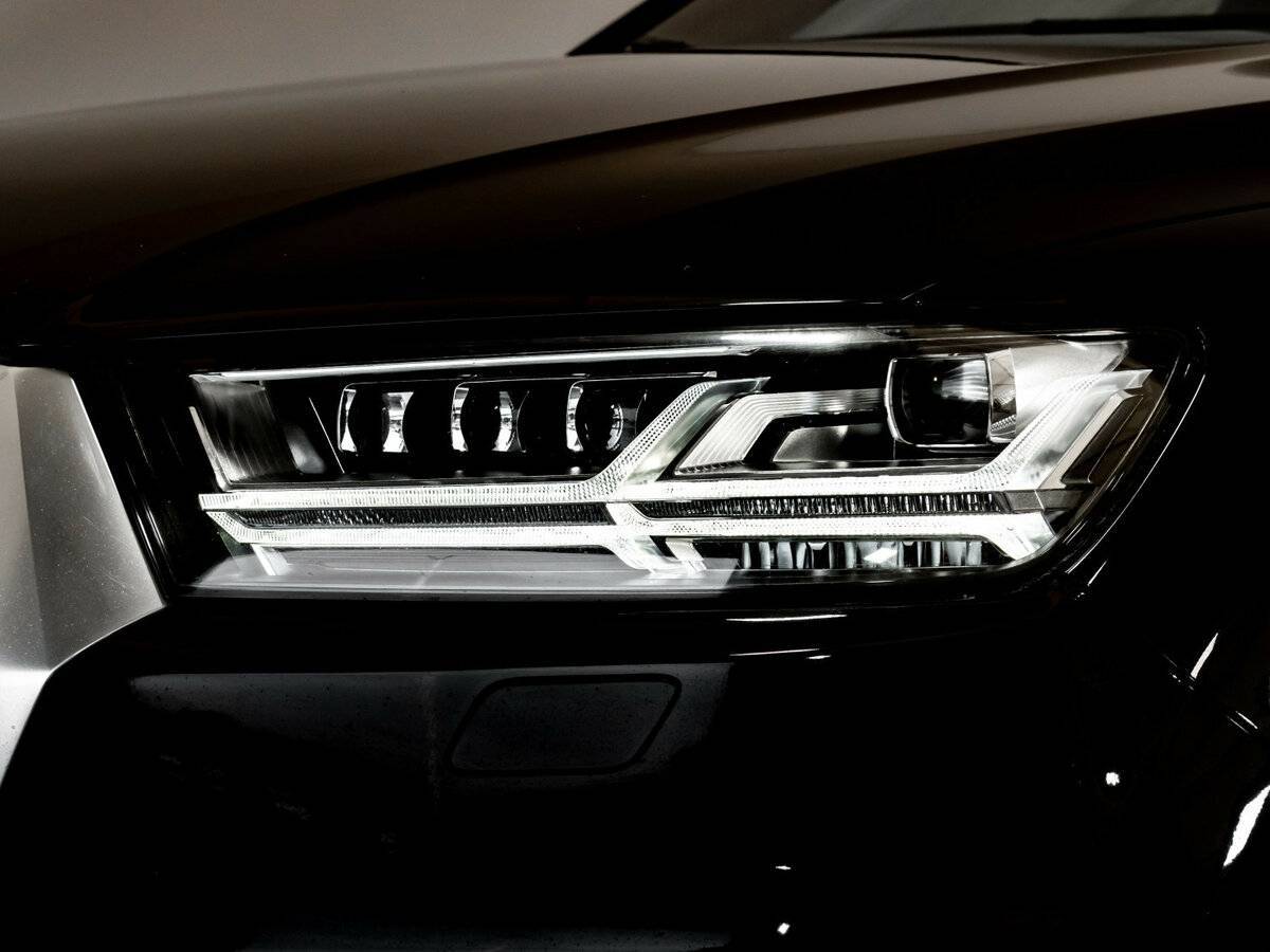 Audi Q7, 2015 Фото №11