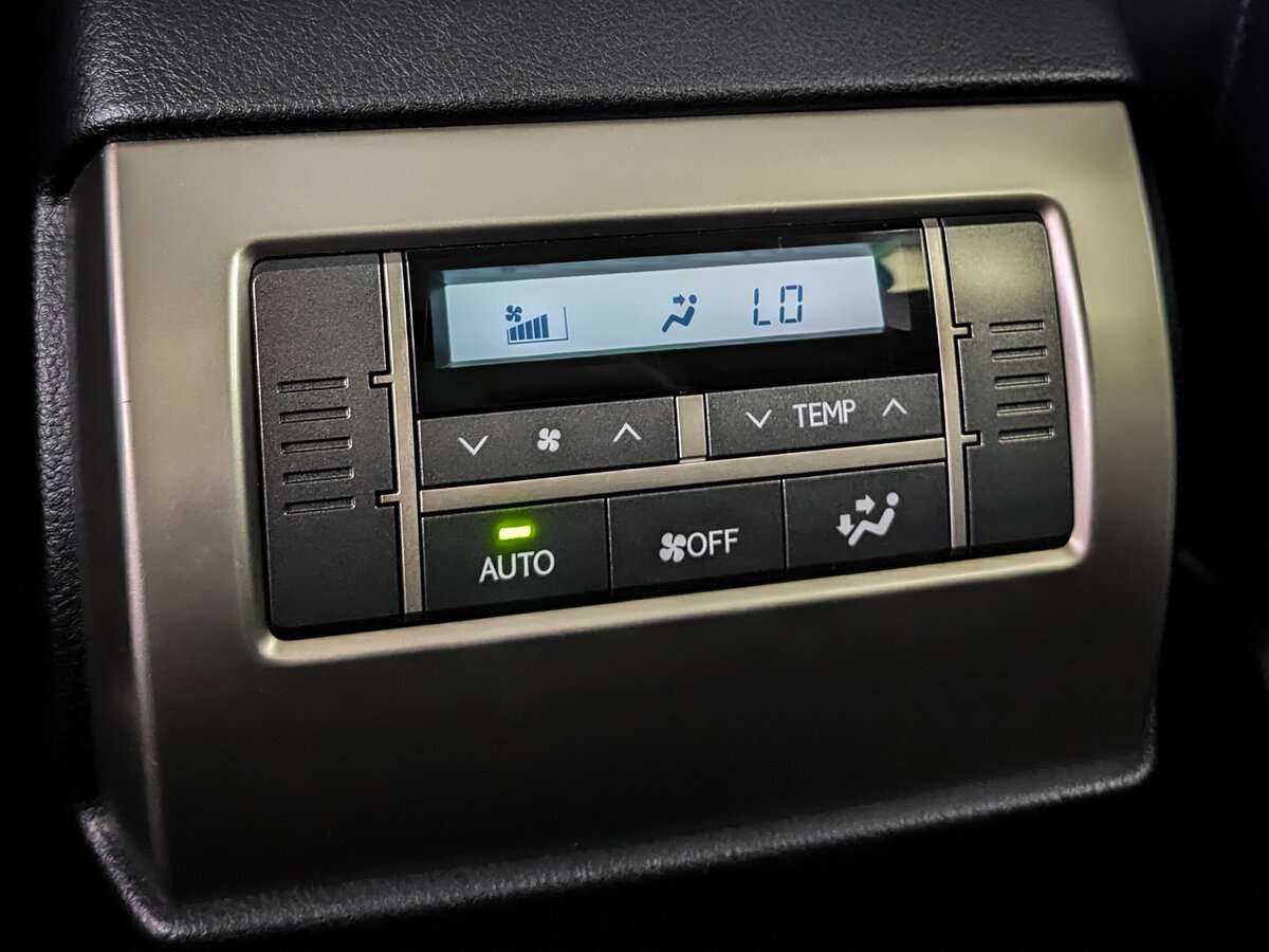 Lexus GX 460, 2012 Фото №28