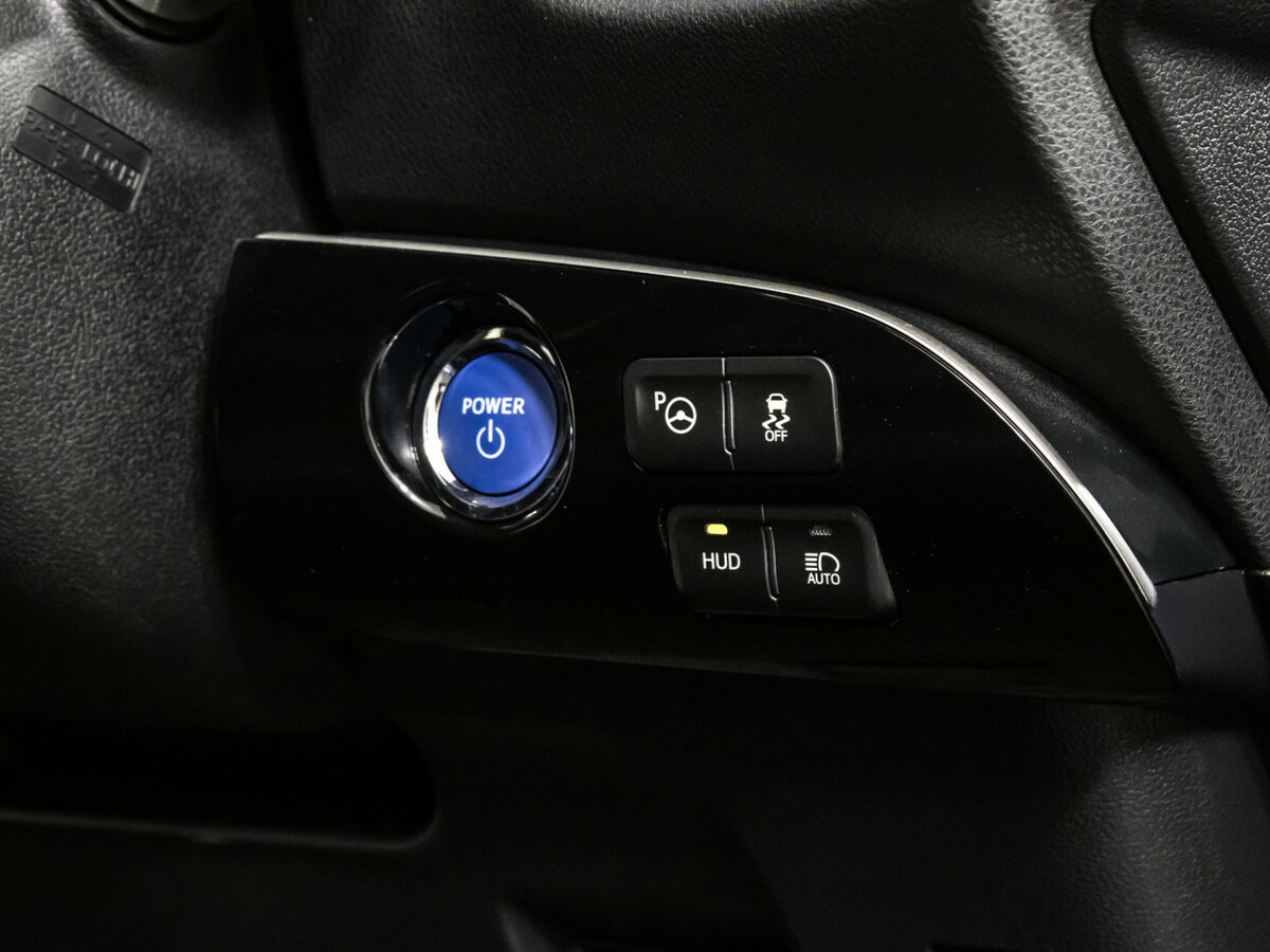 Toyota Prius IV (XW50), 2016 Фото №17