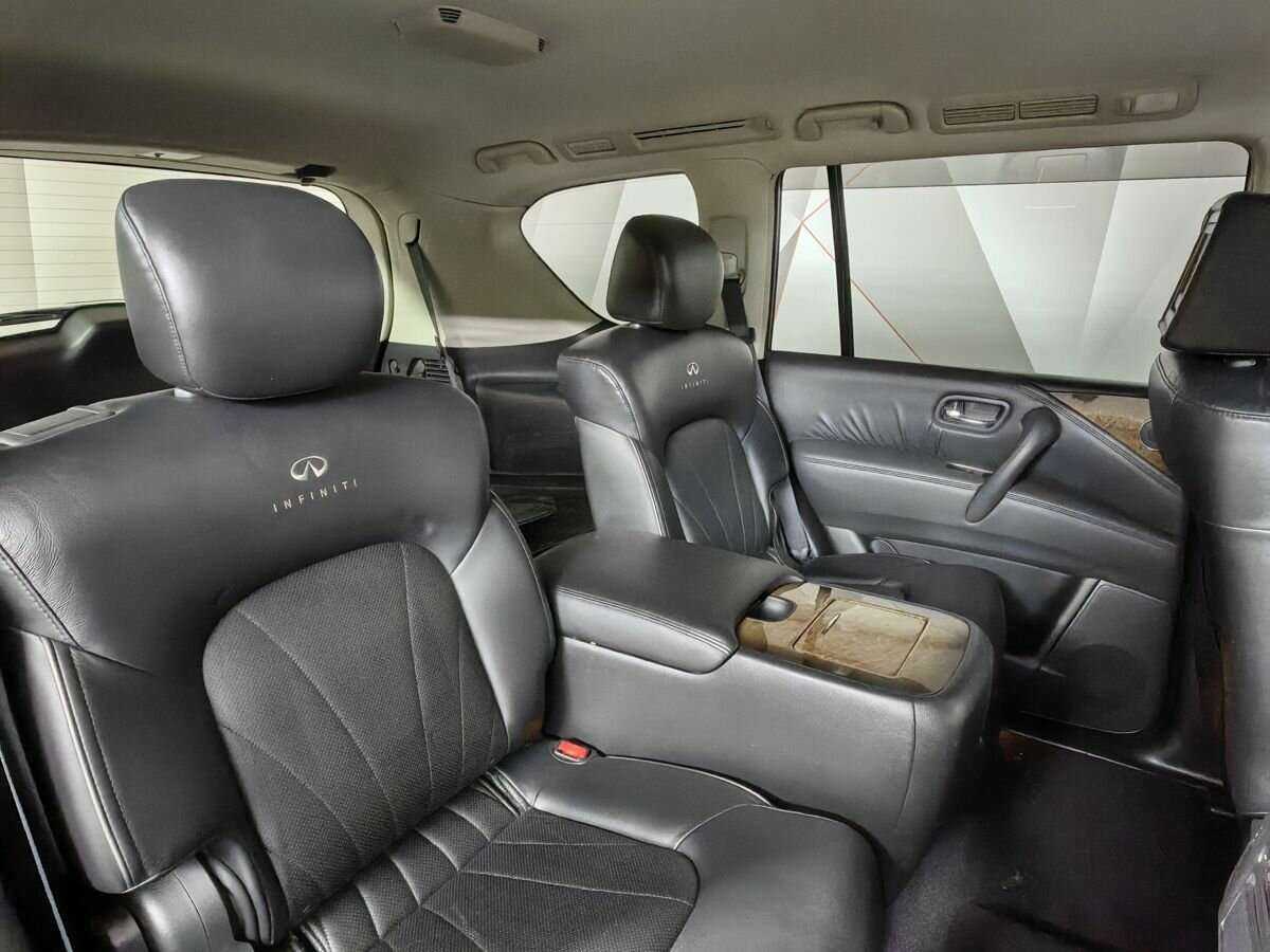 Infiniti QX56, 2010 Фото №13