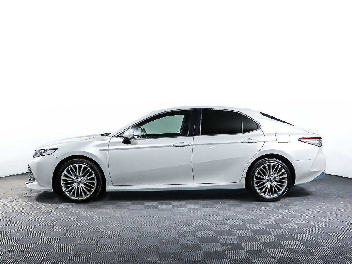 Toyota Camry, 2020 Фото №8