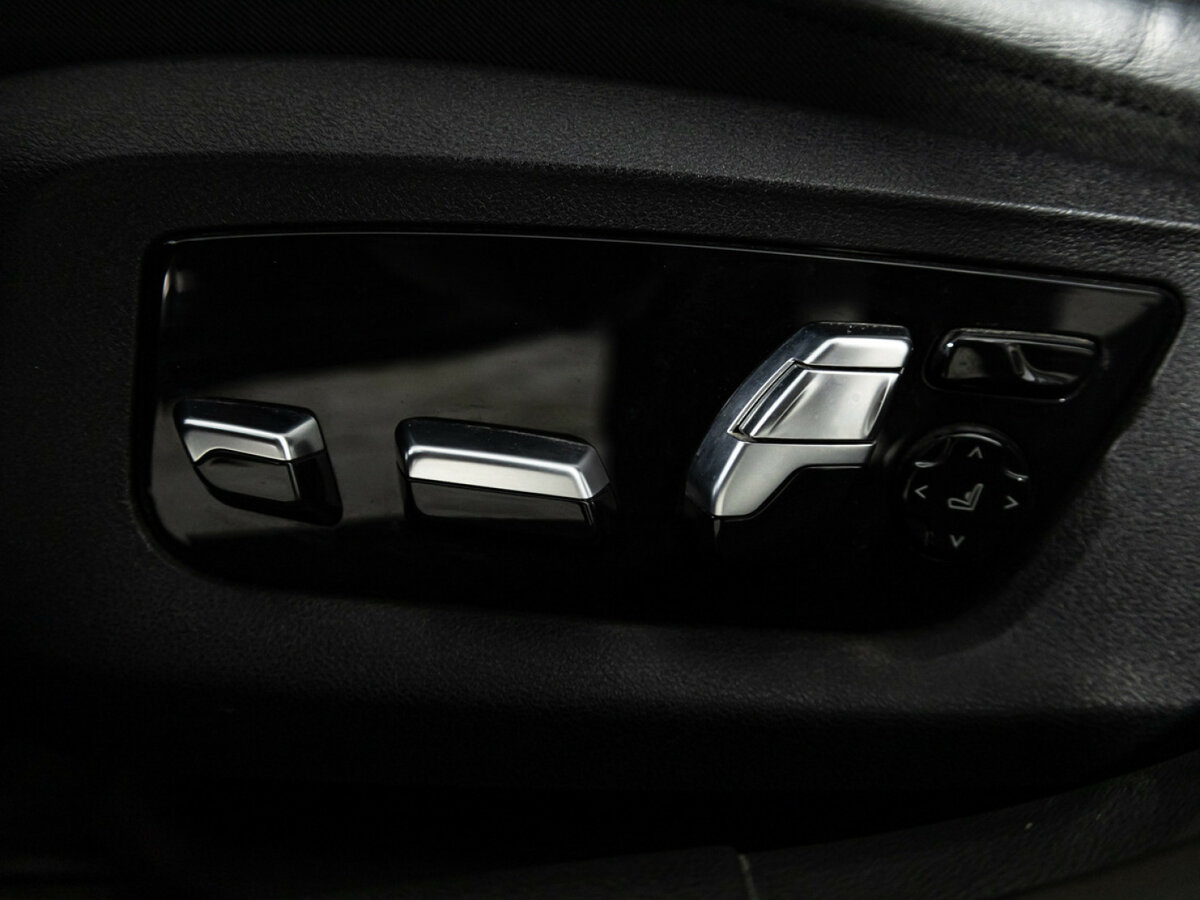 BMW 5 серии 530d xDrive VII (G30/G31/G38), 2019 Фото №18