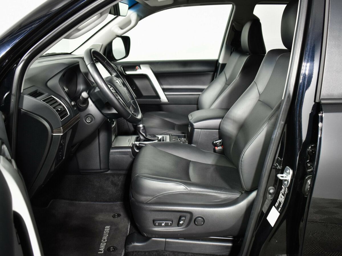 Toyota Land Cruiser Prado 150 Series Рестайлинг 3, 2022 Фото №8