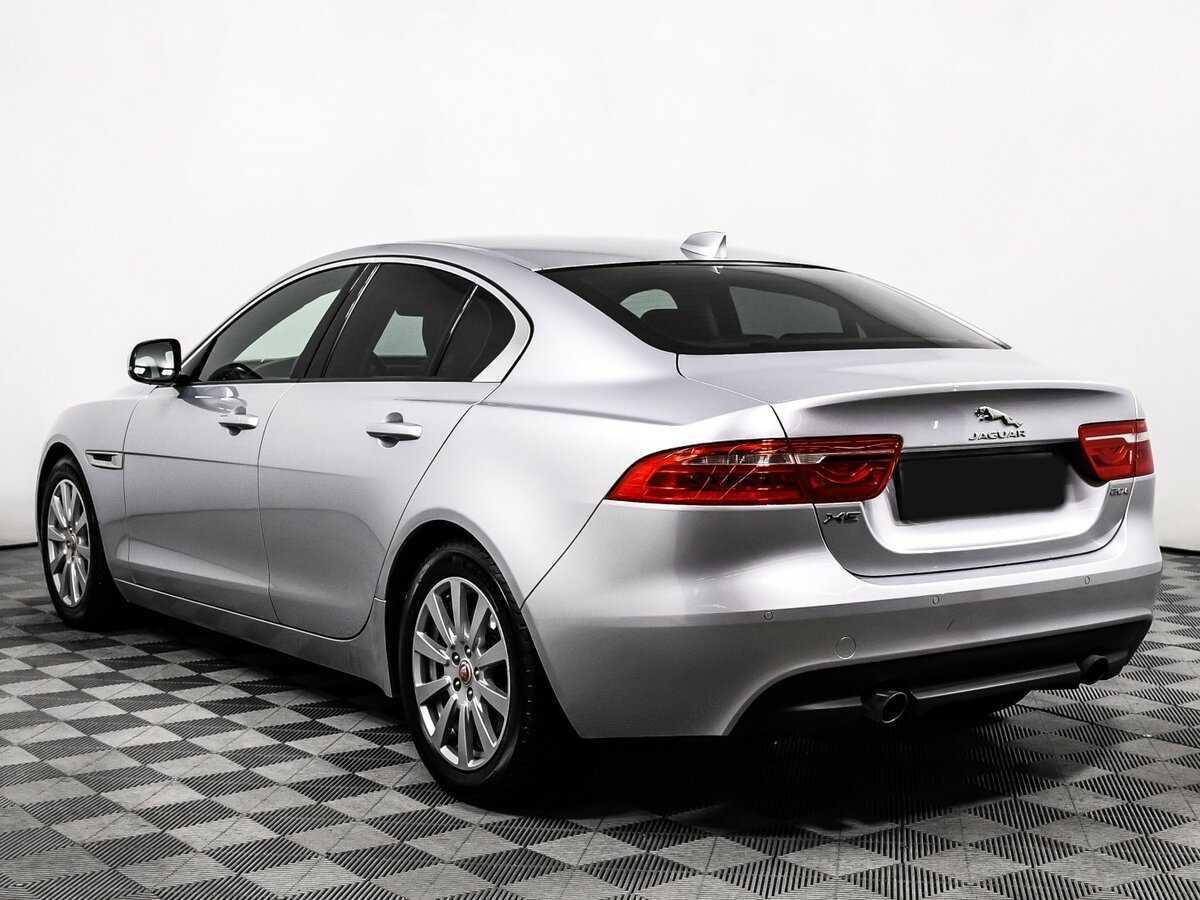 Jaguar XE, 2018 Фото №7
