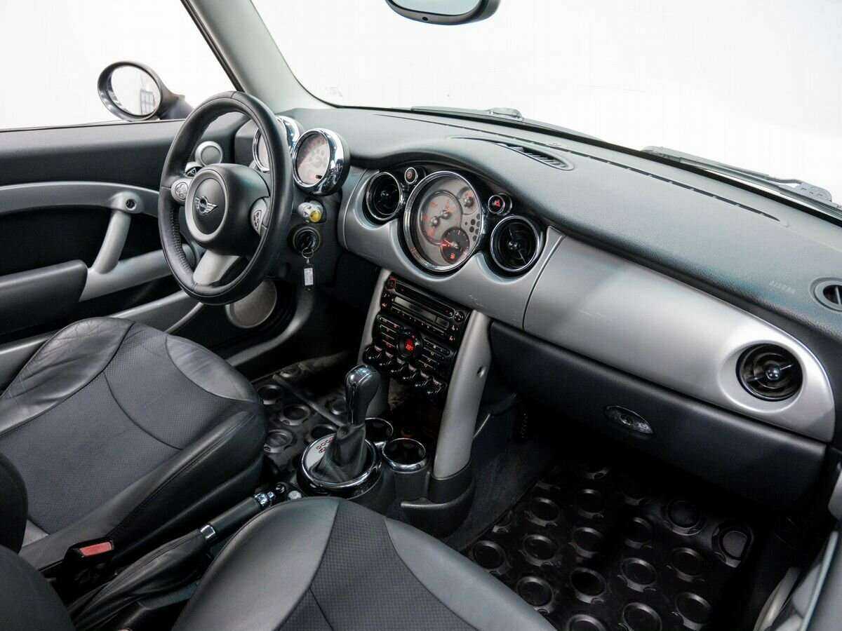 Mini Hatch Cooper, 2005 Фото №7