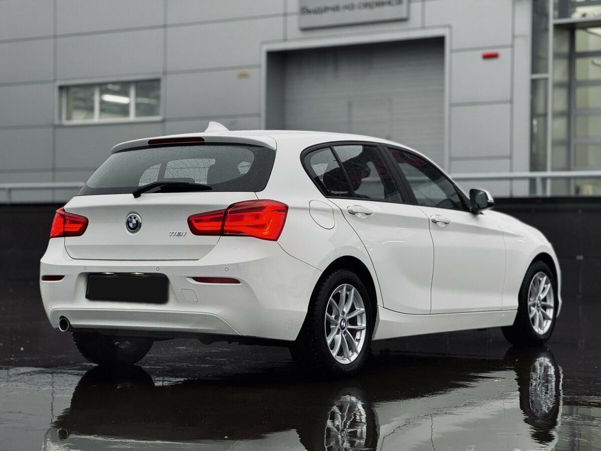BMW 1 серии 118i II (F20/F21) Рестайлинг 2, 2018 Фото №5