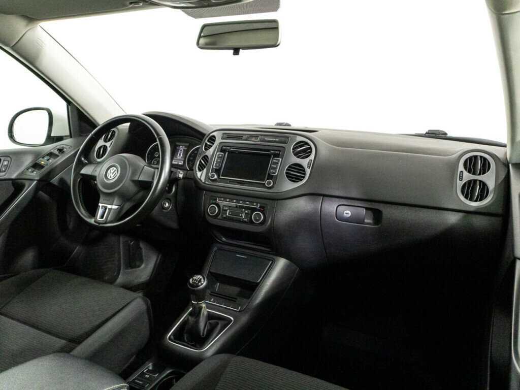 Volkswagen Tiguan, 2011 Фото №9