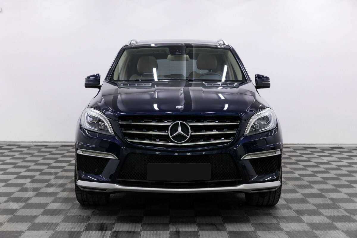 Mercedes-Benz M-Класс AMG 63 AMG, 2013 Фото №2