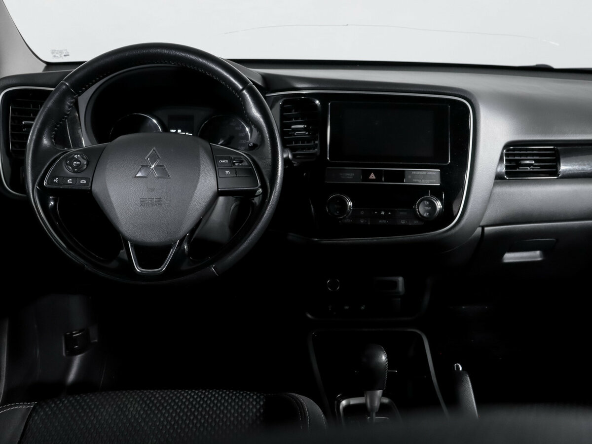 Mitsubishi Outlander III Рестайлинг 3, 2019 Фото №12