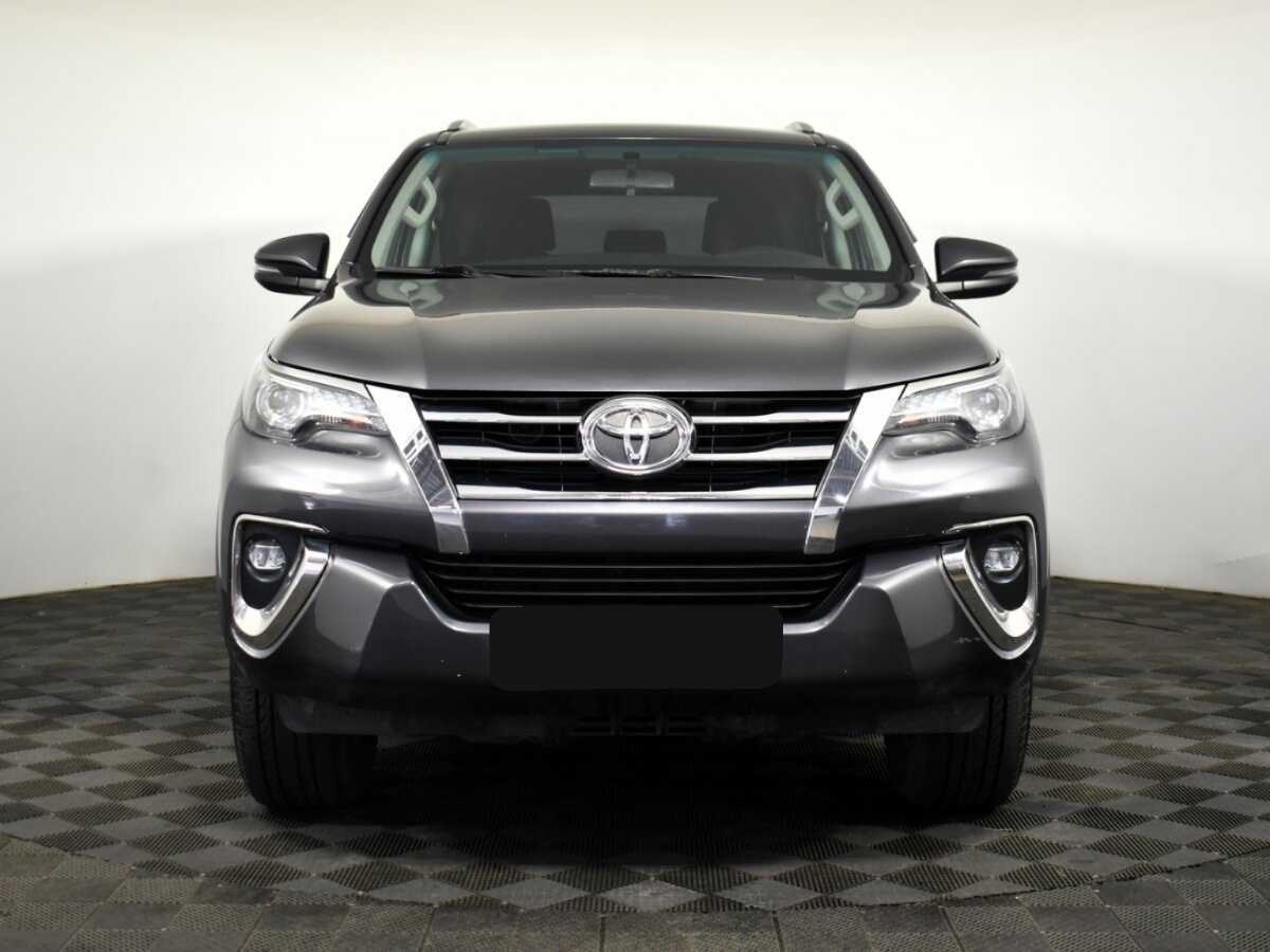 Toyota Fortuner, 2020 Фото №2