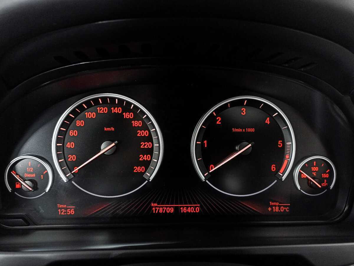 BMW X5 40d, 2015 Фото №10