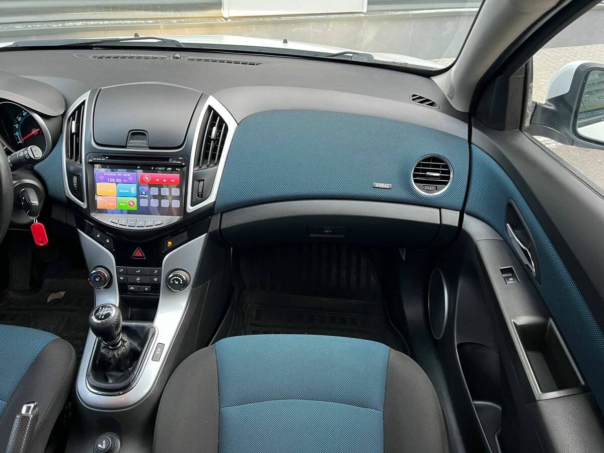 Chevrolet Cruze I Рестайлинг, 2013 Фото №11