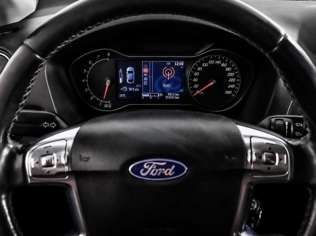 Ford Mondeo, 2012 Фото №16
