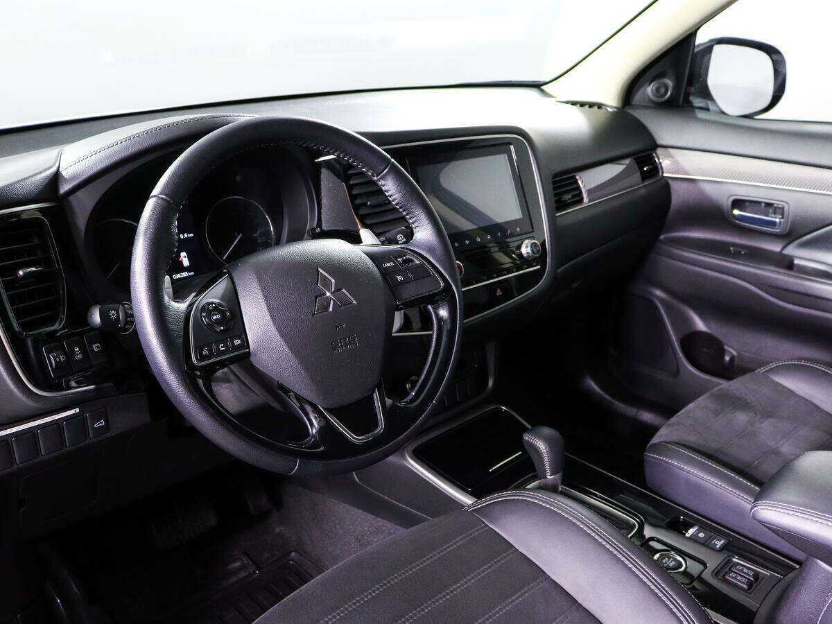 Mitsubishi Outlander, 2022 Фото №14