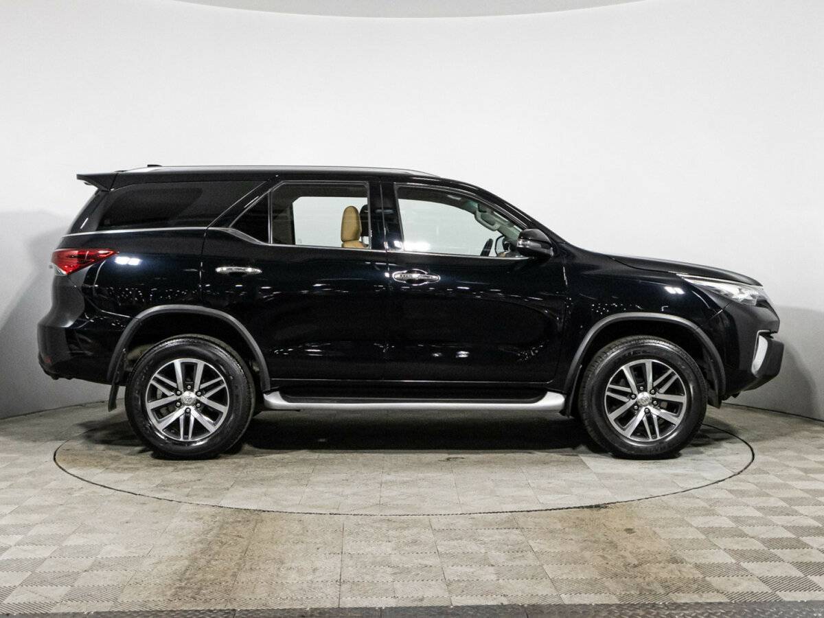 Toyota Fortuner, 2019 Фото №4