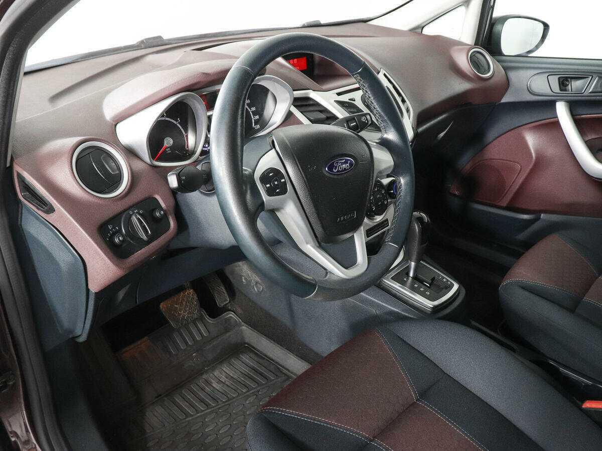 Ford Fiesta, 2011 Фото №5