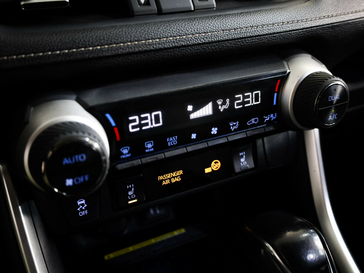Toyota RAV4 V (XA50), 2019 Фото №15