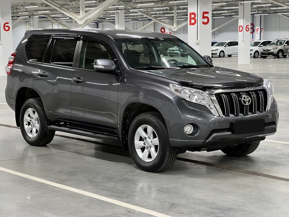 Toyota Land Cruiser Prado 150 Series Рестайлинг 1, 2015 Фото №3