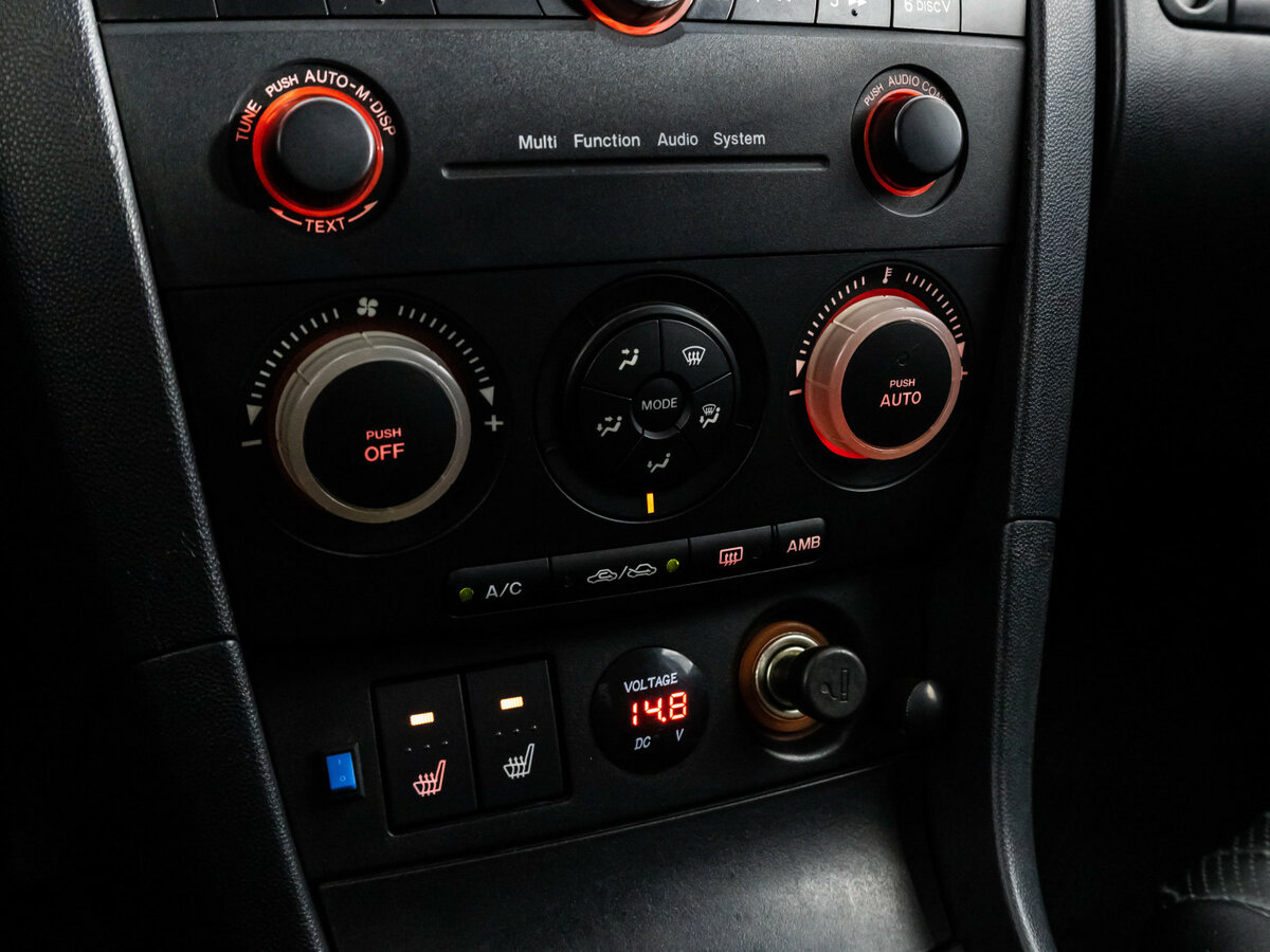 Mazda 3 I (BK) Рестайлинг, 2006 Фото №11