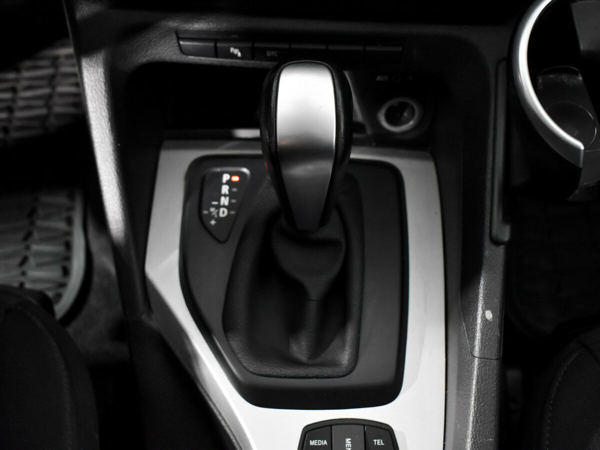 BMW X1 18i I (E84), 2010 Фото №8