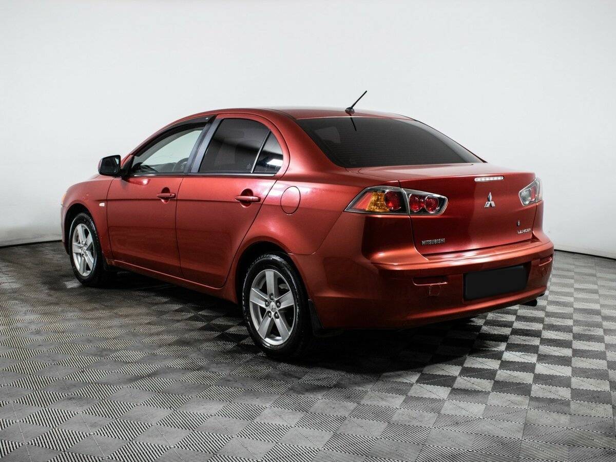Mitsubishi Lancer X, 2010 Фото №6
