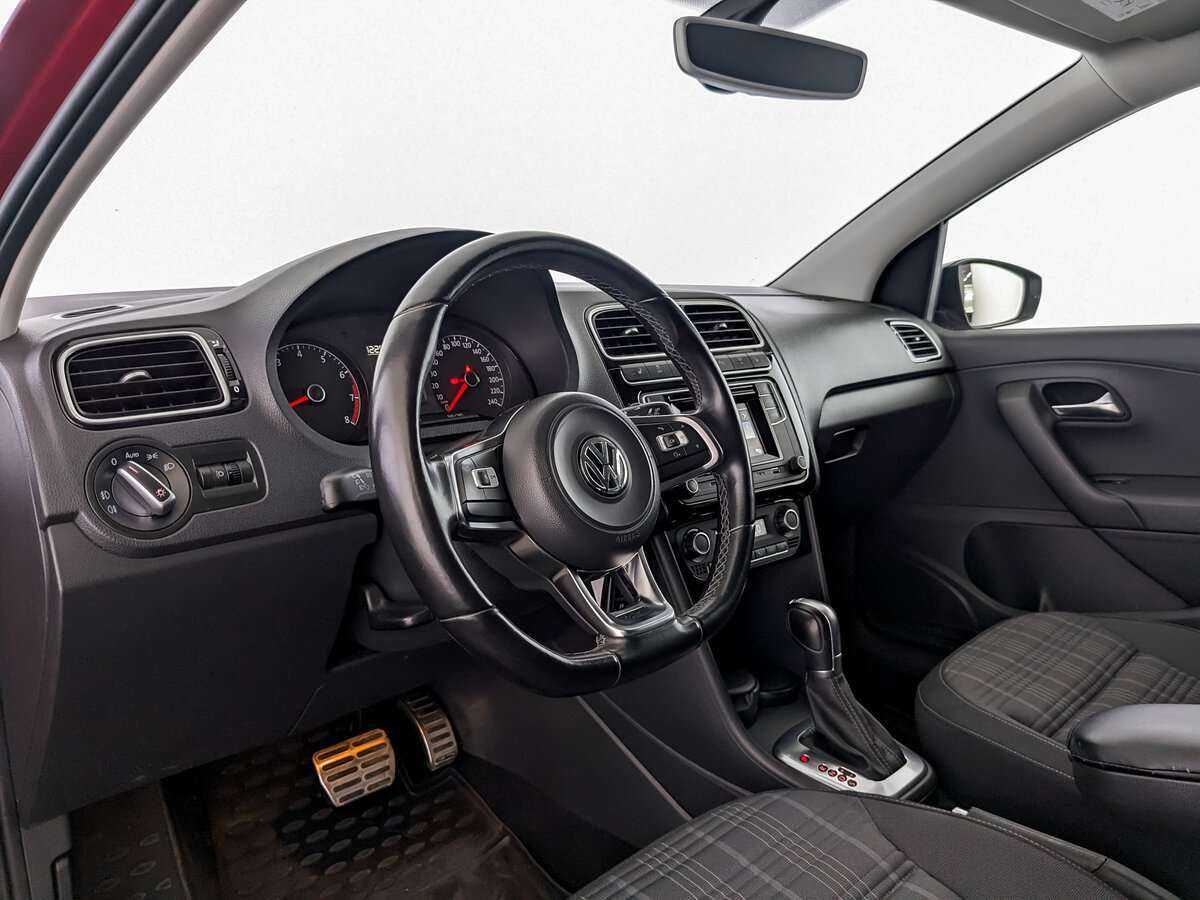 Volkswagen Polo, 2017 Фото №14