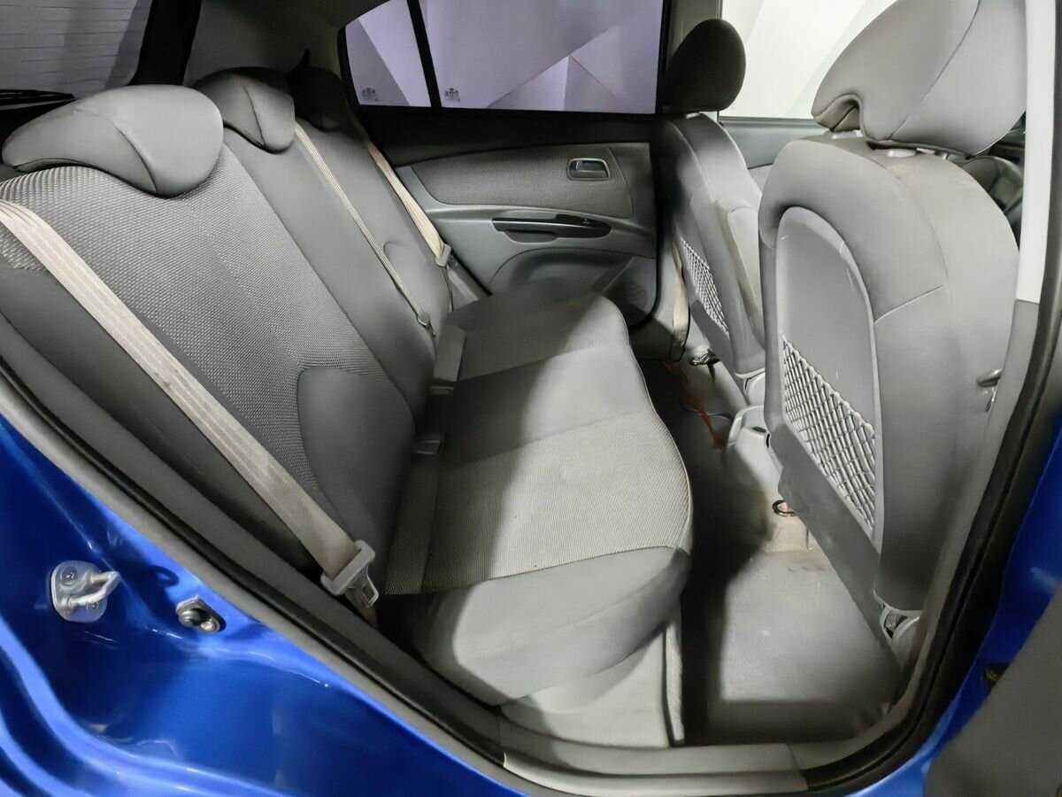 Kia Rio, 2010 Фото №12