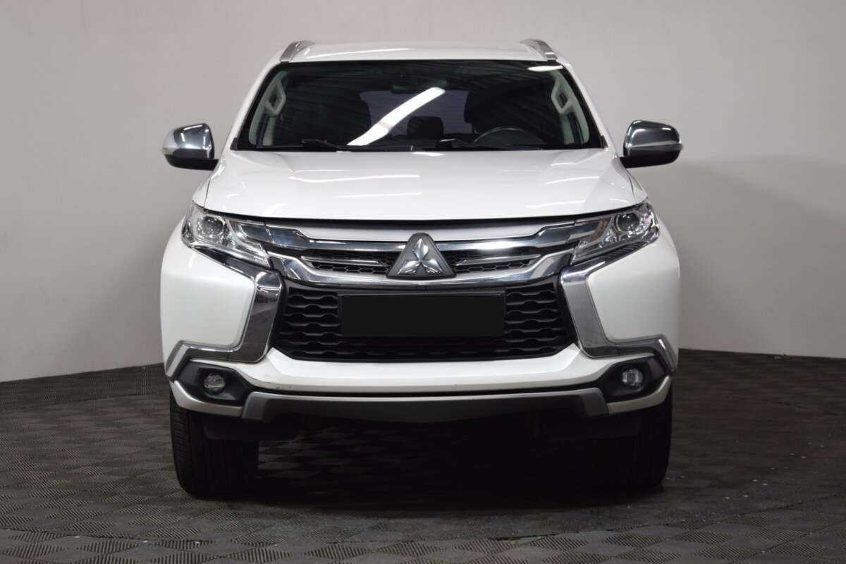 Mitsubishi Pajero Sport, 2019 Фото №2