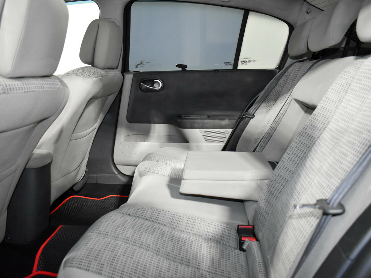 Renault Megane II Рестайлинг, 2006 Фото №12