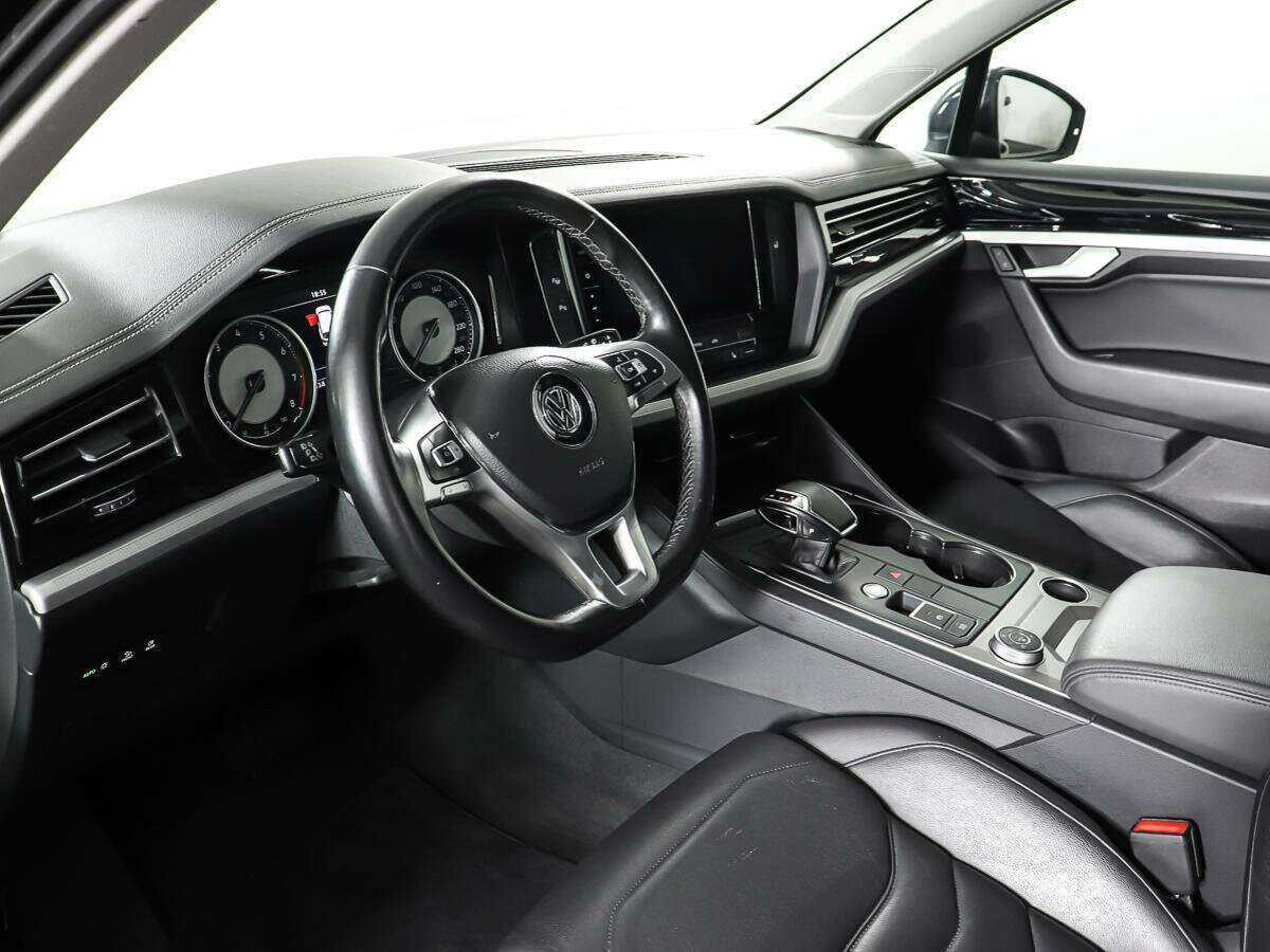Volkswagen Touareg, 2019 Фото №15