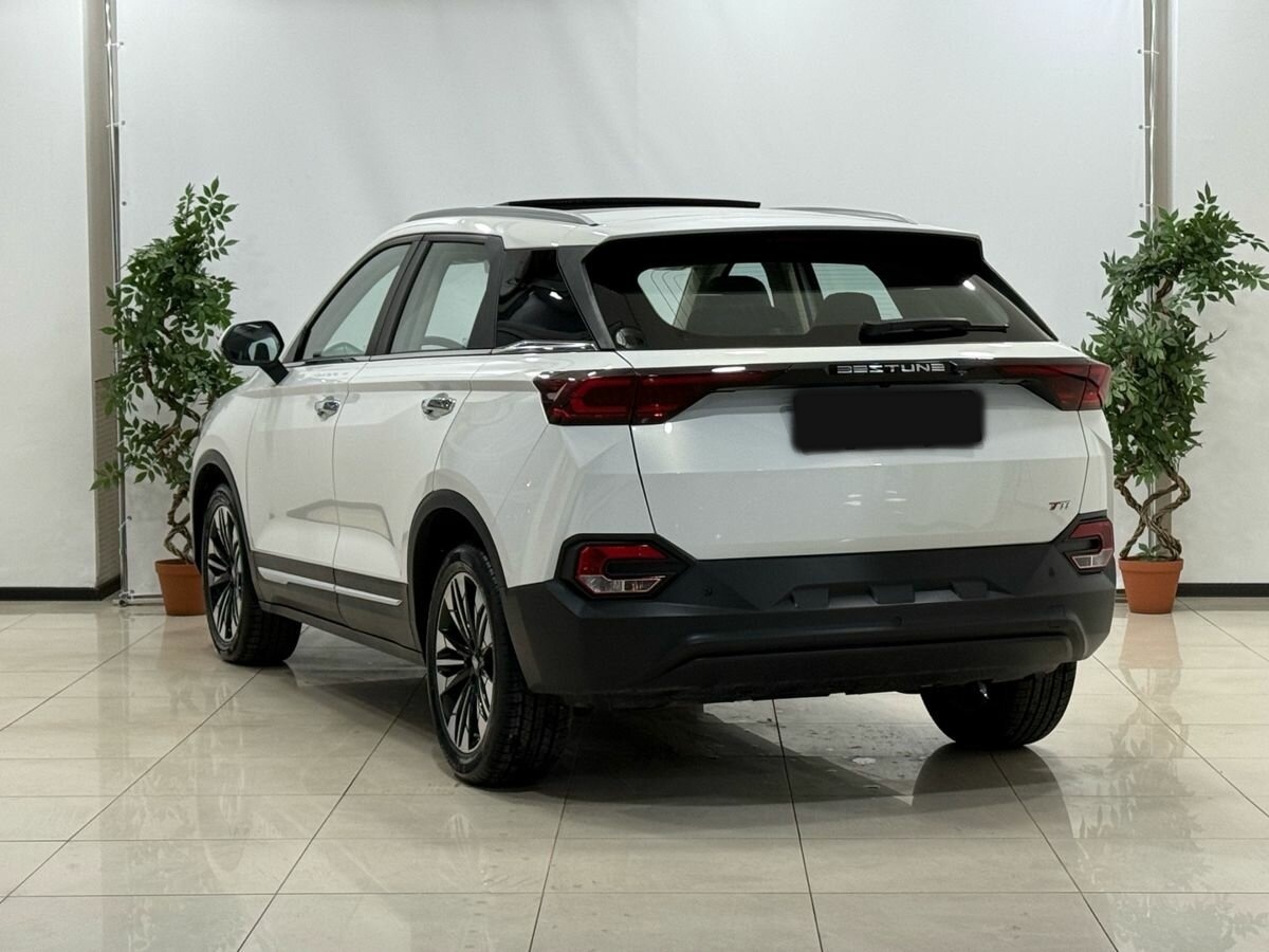 FAW Bestune T77 I, 2023 Фото №7