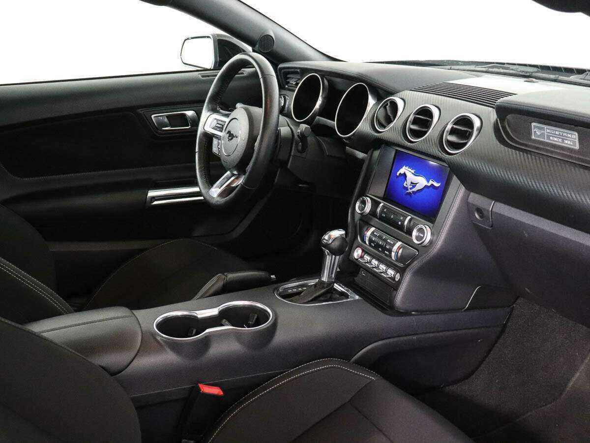 Ford Mustang, 2021 Фото №8
