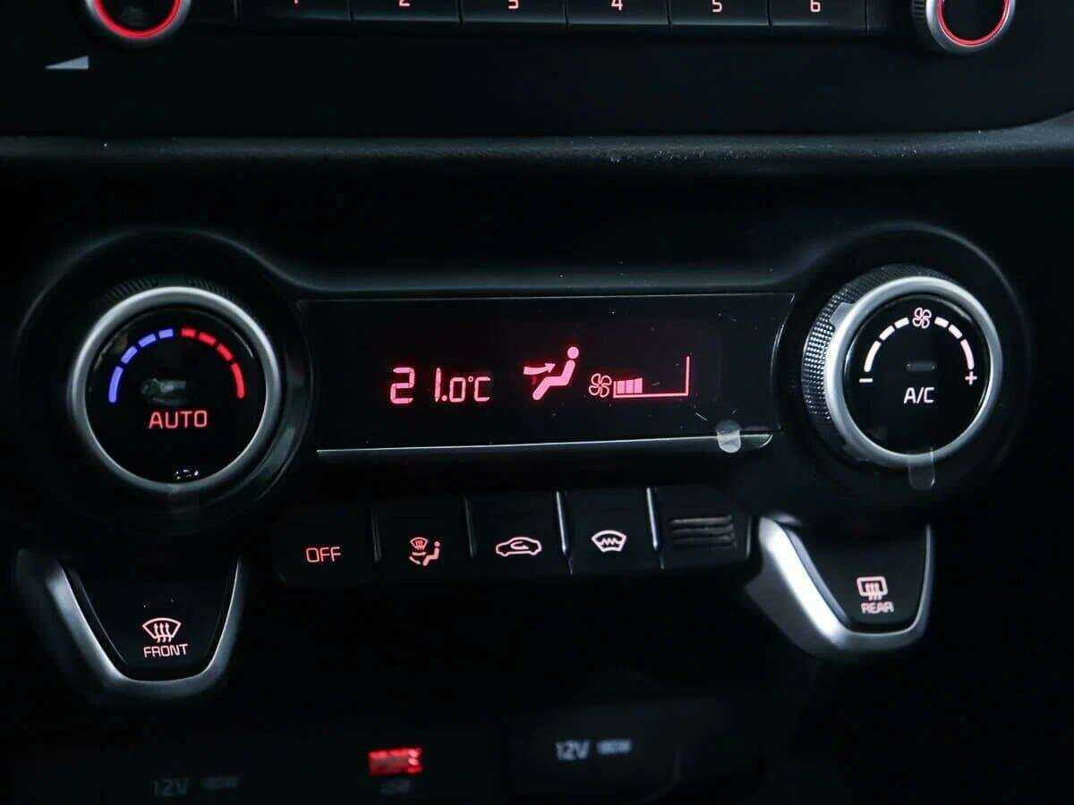 Kia Rio, 2020 Фото №16