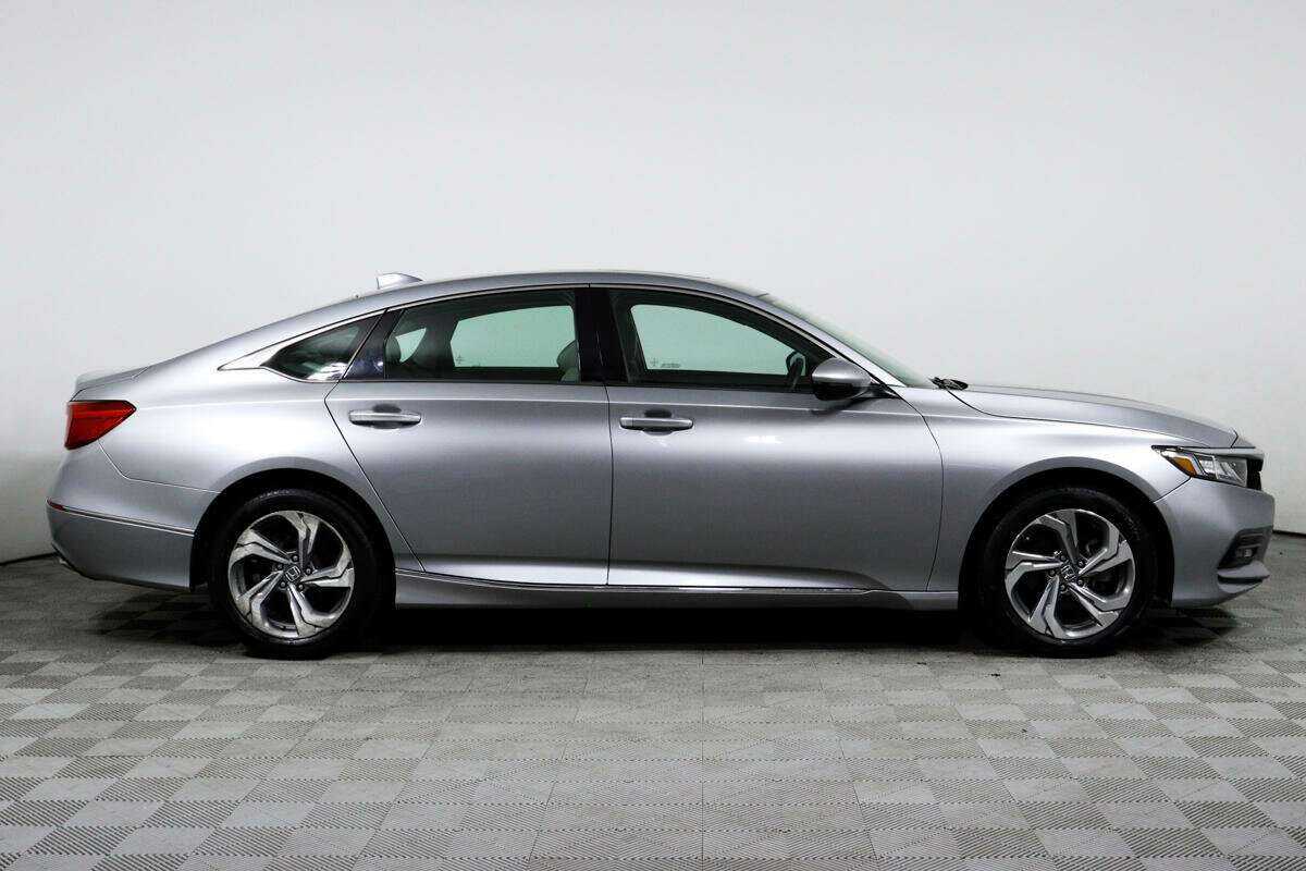 Honda Accord, 2018 Фото №4
