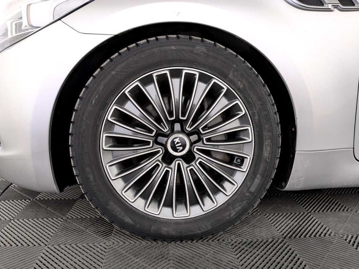 Kia Quoris, 2013 Фото №18