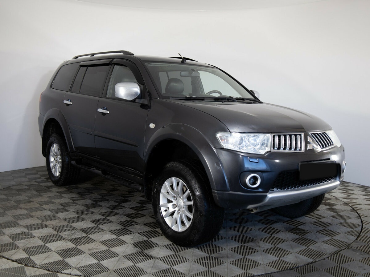 Mitsubishi Pajero Sport II, 2010 Фото №3