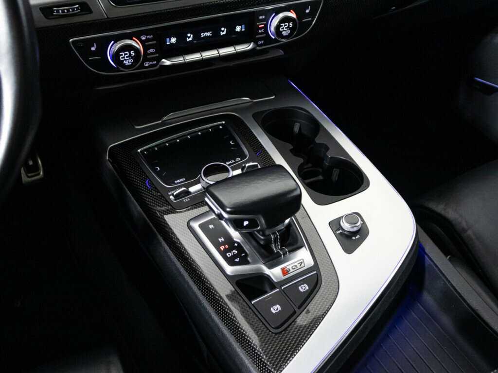 Audi SQ7, 2018 Фото №20