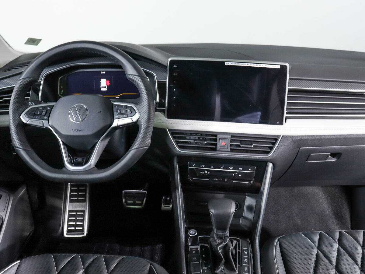 Volkswagen Tiguan L, 2023 Фото №11